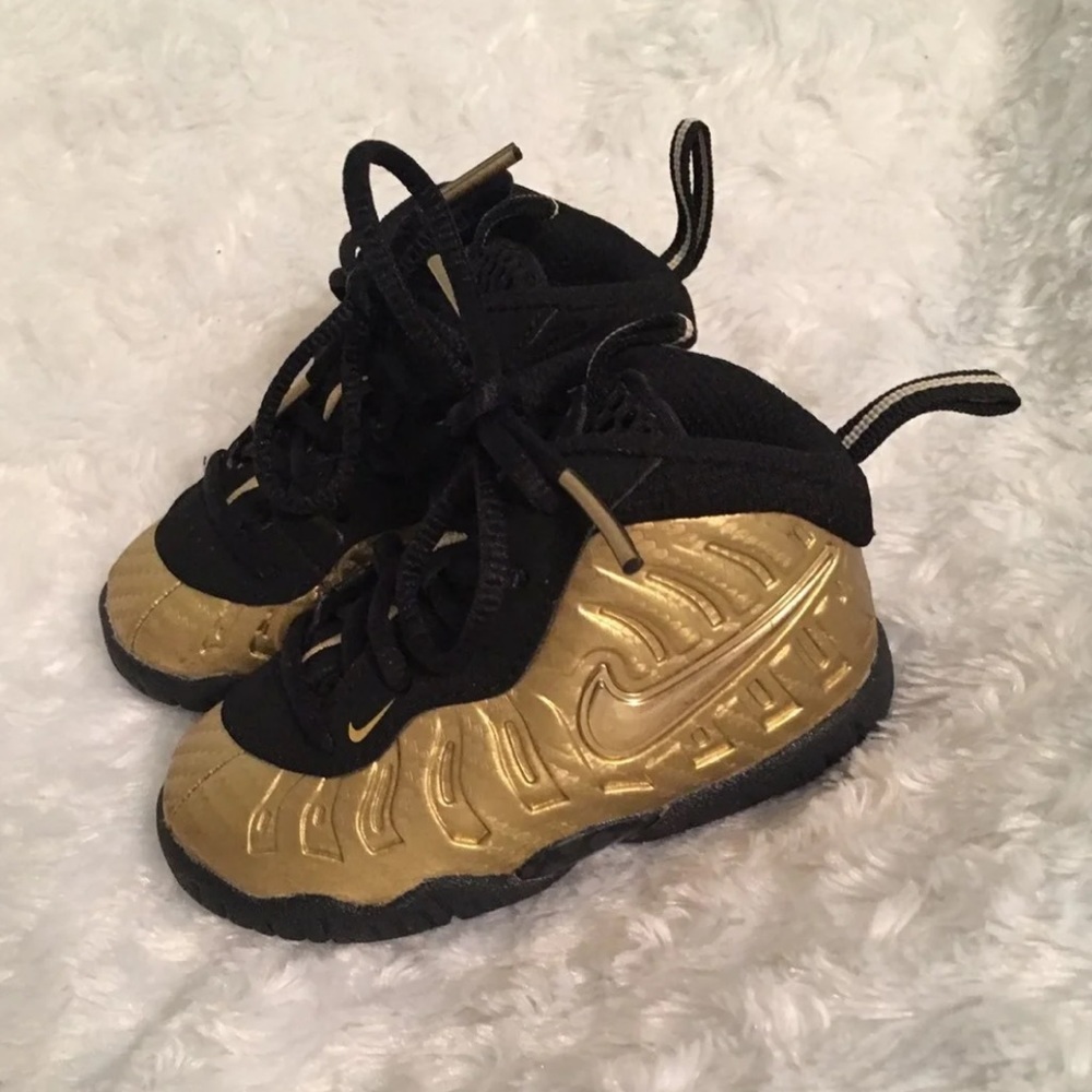 Nike foamposite size 5